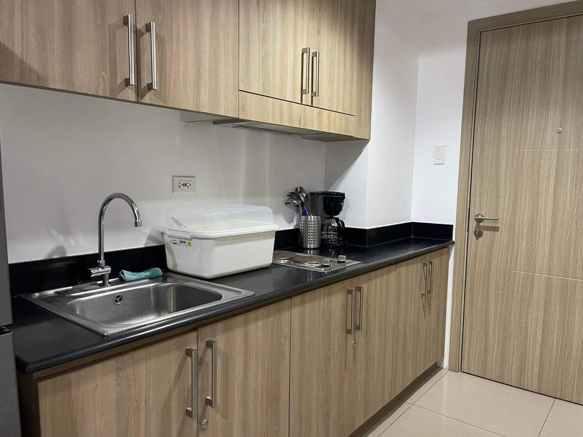 Shore 1 & 3 Residences Moa 1Br With Balcony By Darpm Manila Zewnętrze zdjęcie